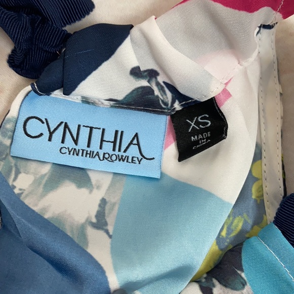 5 for $20 Cynthia Rowley blouse - Picture 3 of 4
